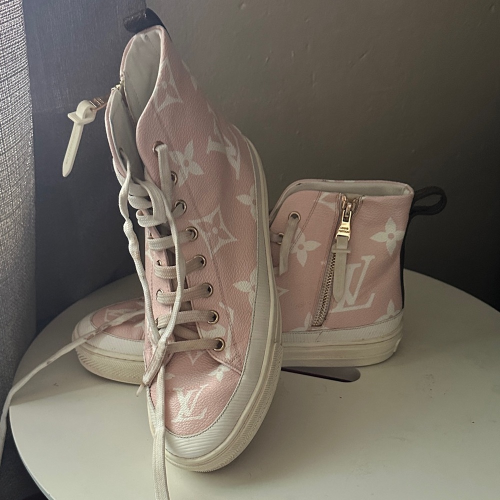 Louis Vuitton Blush Monogram Sneakers